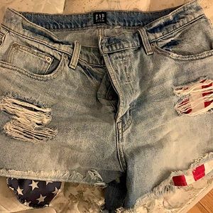 Gap Jean shorts American flag inside pockets